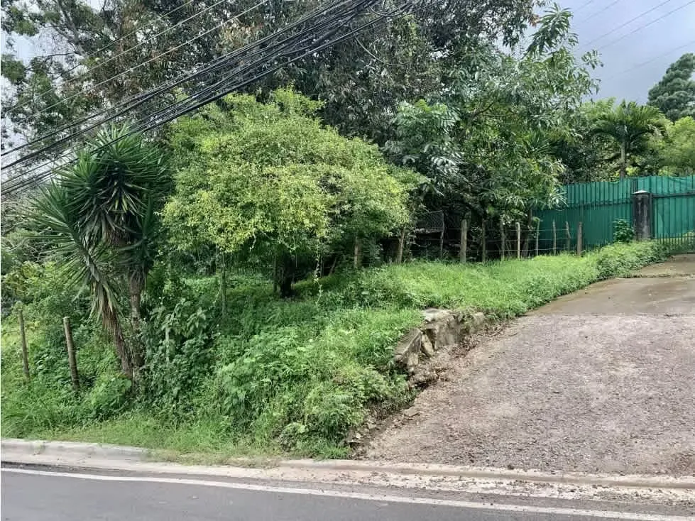Venta de lote en Escazu, San Antonio - Uso mixto