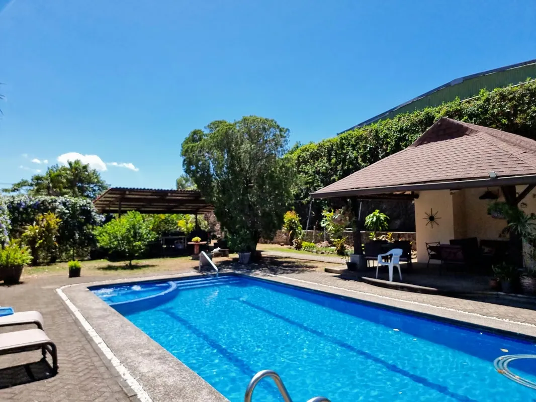 EXCLUSIVA PROPIEDAD TIPO QUINTA - EN VENTA - ALAJUELA