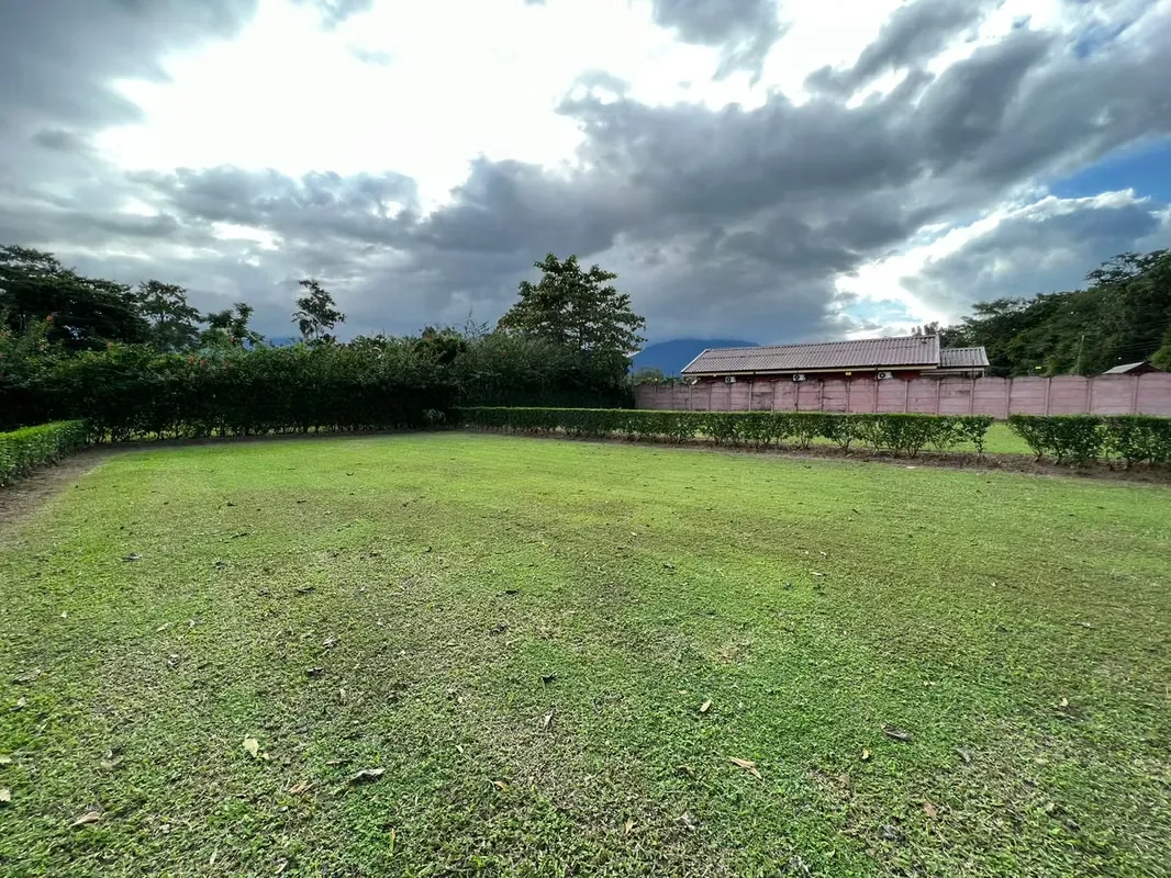 Venta lote condominio en La Fortuna con vista al volcán