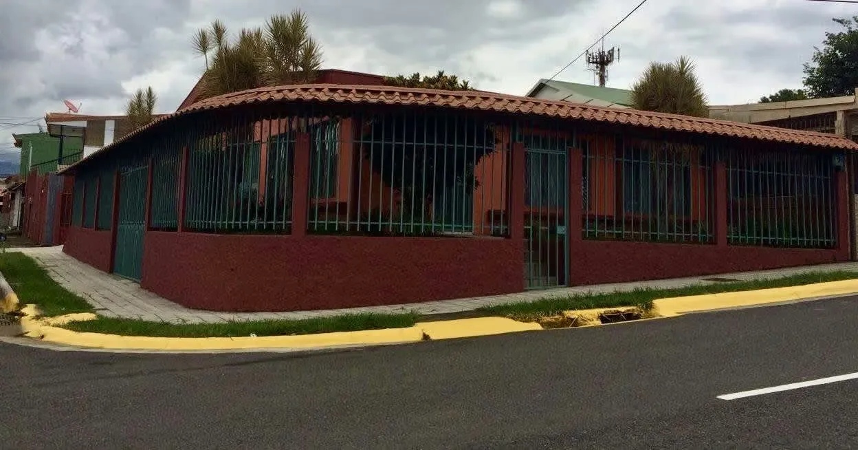 SALE HOUSE HEREDIA BY CCSS