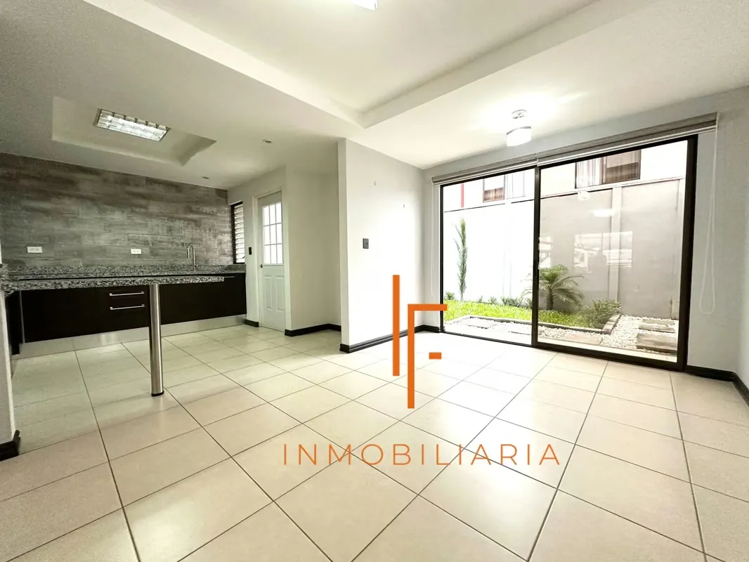 House for sale in Condominio with Lot of 206 m2, Amenities