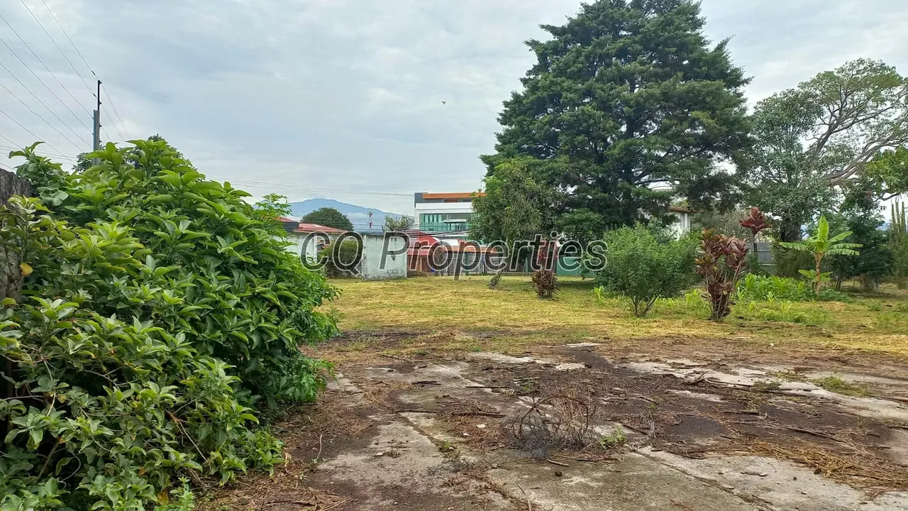 Terreno comercial/residencial Llorente de Tibas, 1,995 mtrs2