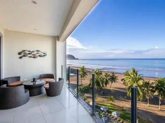 Three bedrooms three bathrooms fully furnished