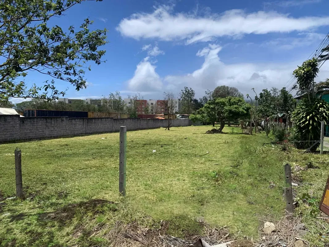 Lote sale in Santo Domingo de Heredia - Residential or Commercial