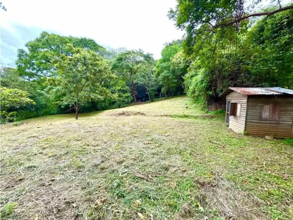 Lote en Pozos de Santa Ana con vista y gran potencial de desarrollo