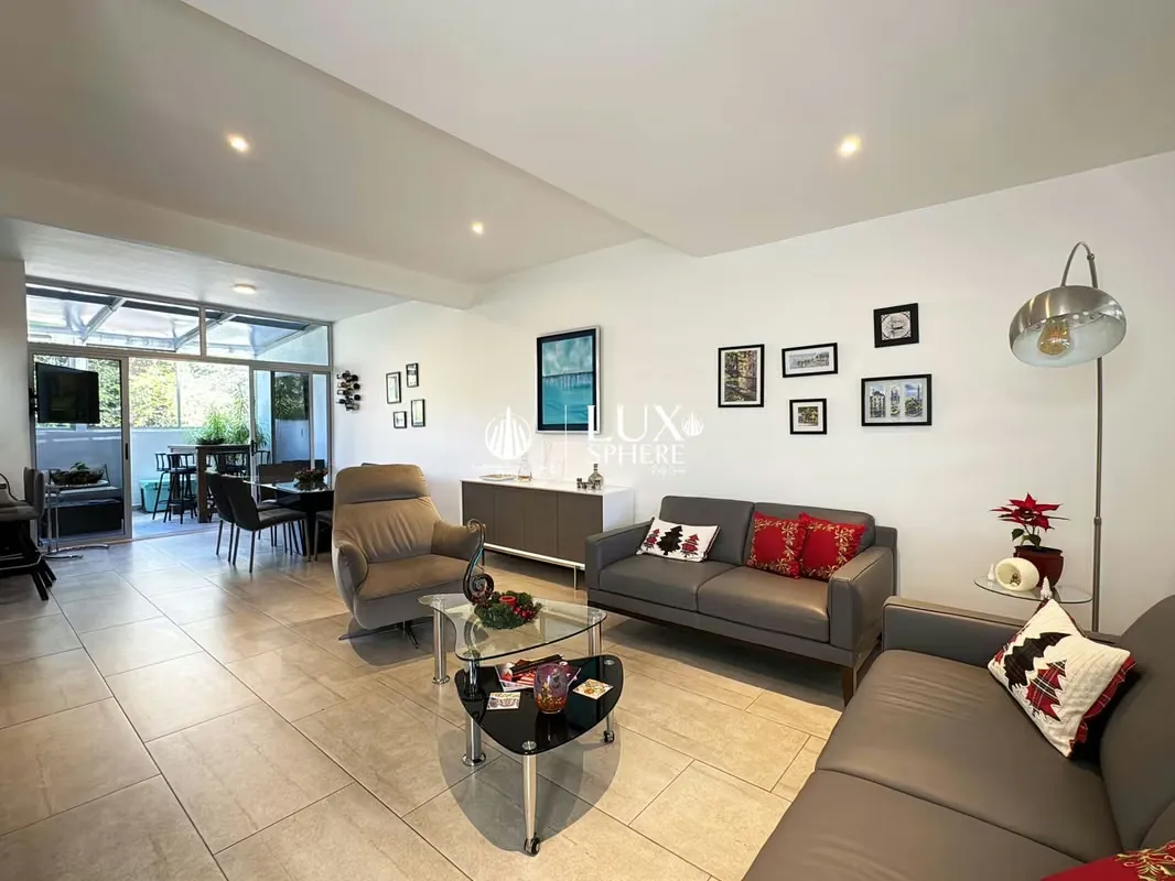 Venta de casa en Brasil de Mora - Santa Ana / Ciudad Colón. 3 Habitaciones. ¡Amenidades!