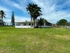 Land for commercial project, located in Hacienda el Coyol. Flat topography, excellent location. It has refurbished and office accommodation