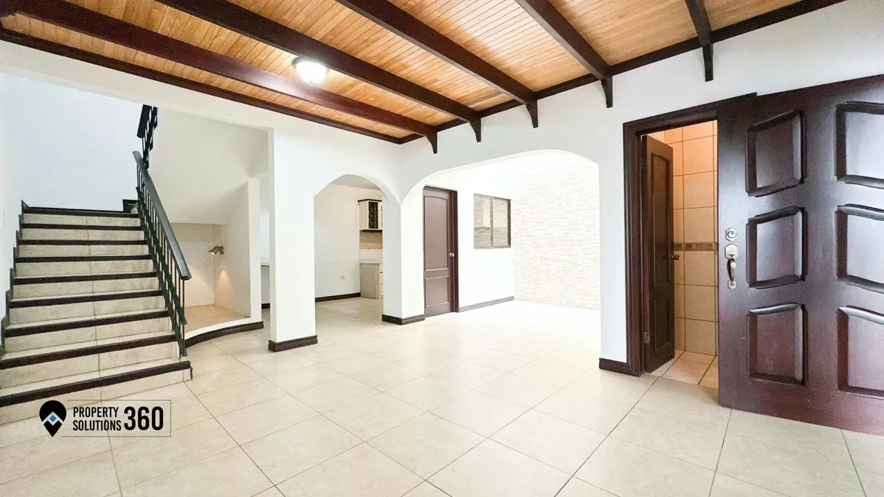 Venta de 2 Casas en Escazú, Trejos Montealegre (3 Habitaciones cada una)