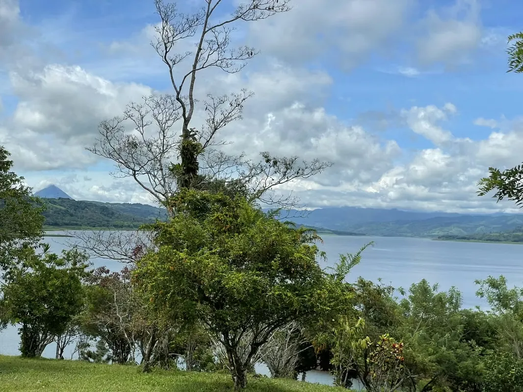 Land for sale in Arenal-Guanaste Access to the Lake and Volcano view