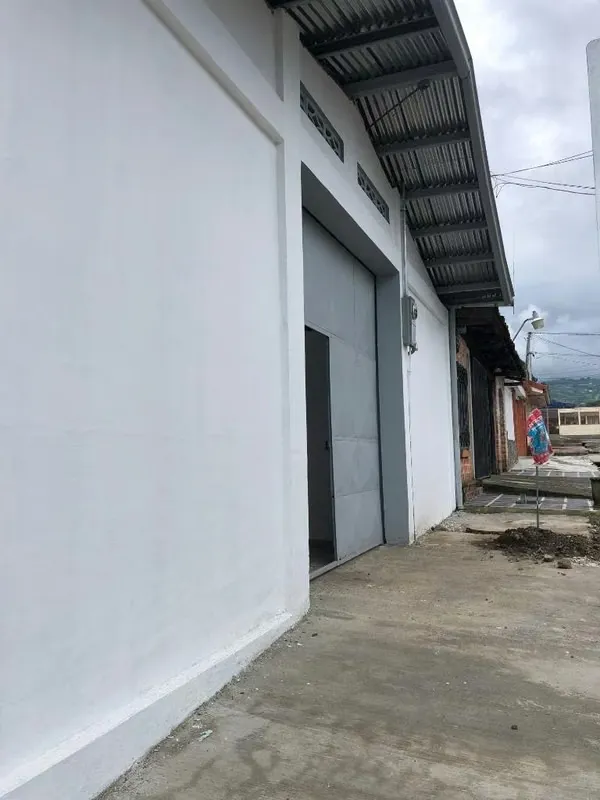 Venta de Bodega en Cartago muy centrica