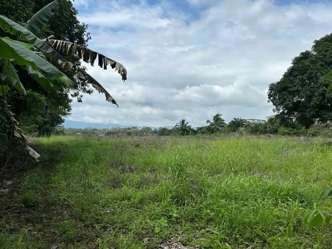 LOT FOR SALE FOR FIFTH