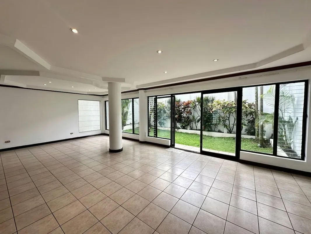 HOUSE FOR SALE IN CONDOMINIUM IN ESCAZU