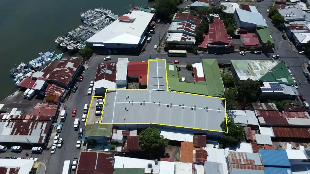 Warehouse with Offices for Sale, Downtown Puntarenas