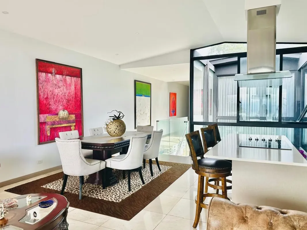 Venta de Casa en Escazú | Condominio