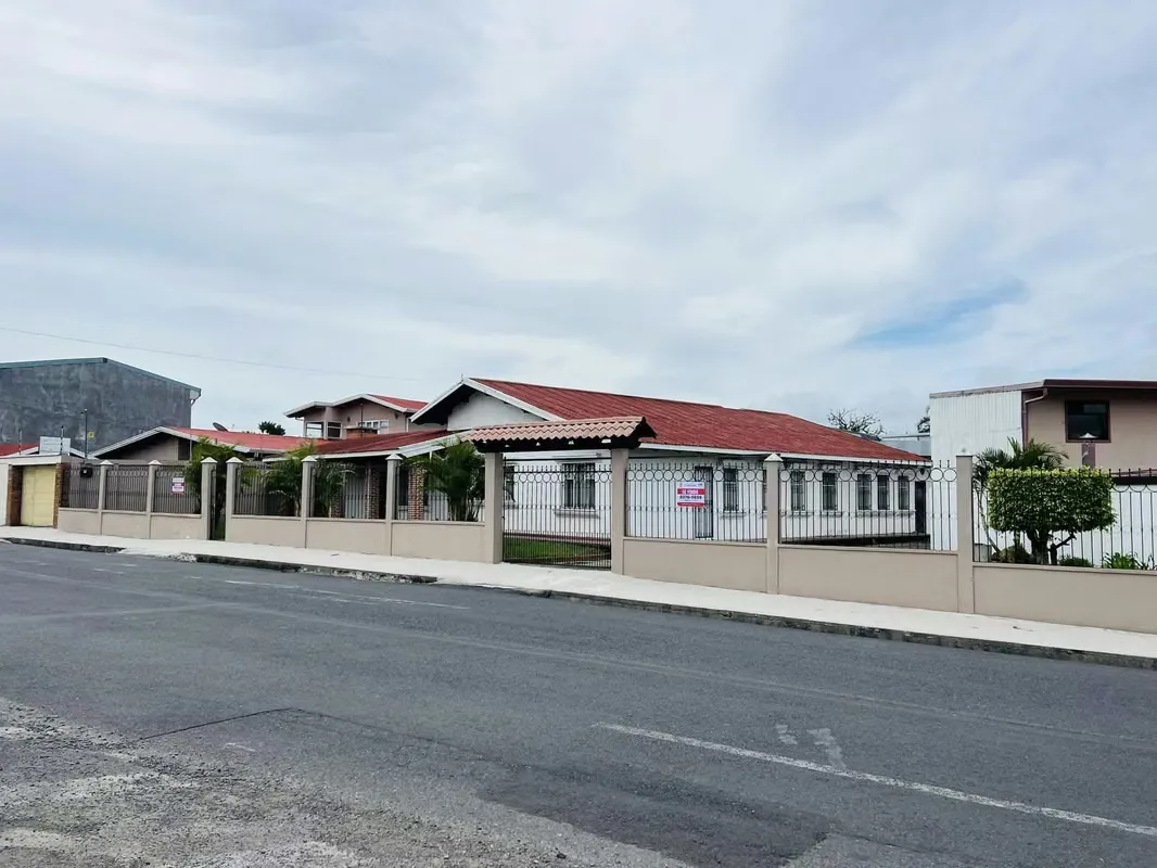 _ Property sale Centro Guadalupe Cartago