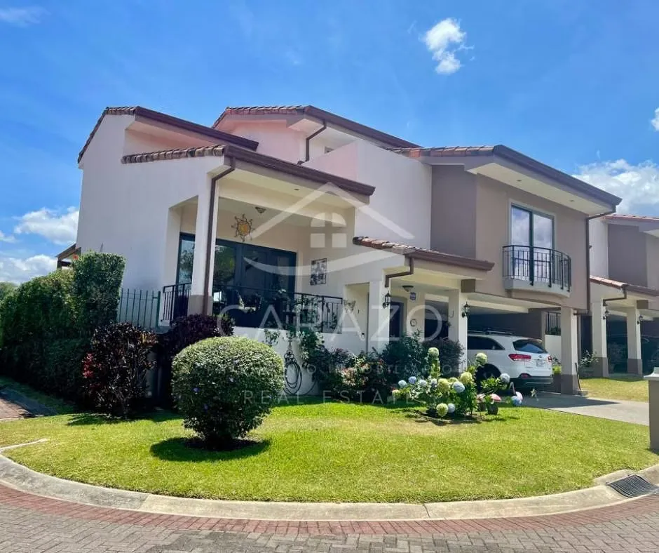 Hermosa casa en Condominio en Ciudad Hacienda Los Reyes