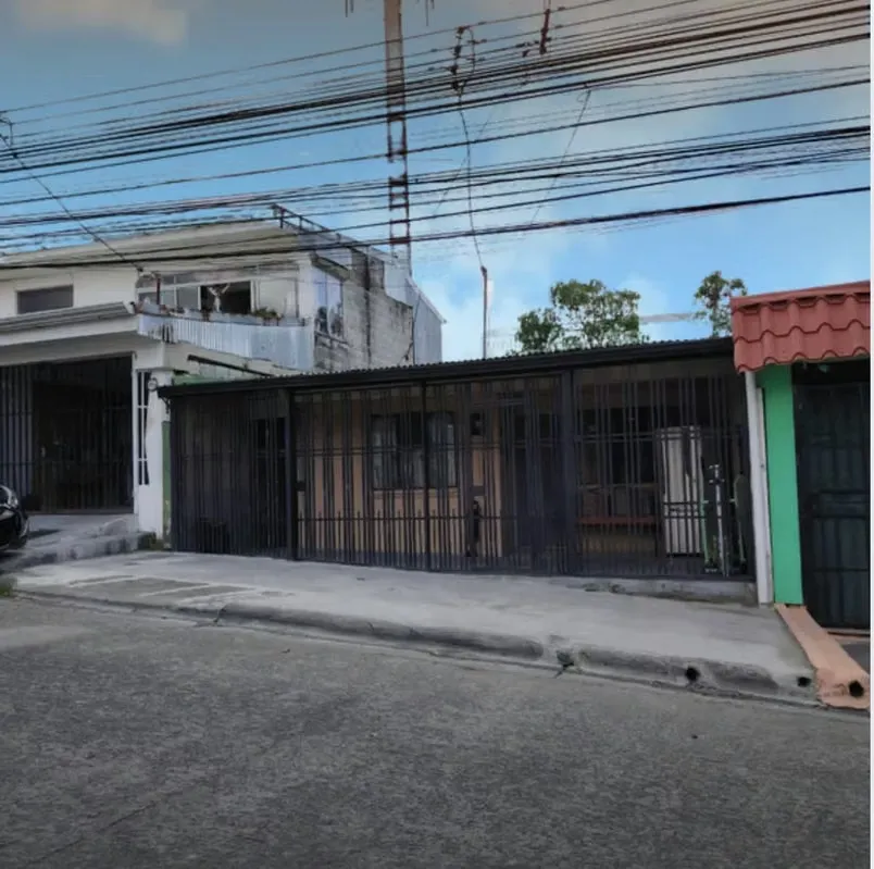 Venta de Casa de una planta en Desamparados - KM