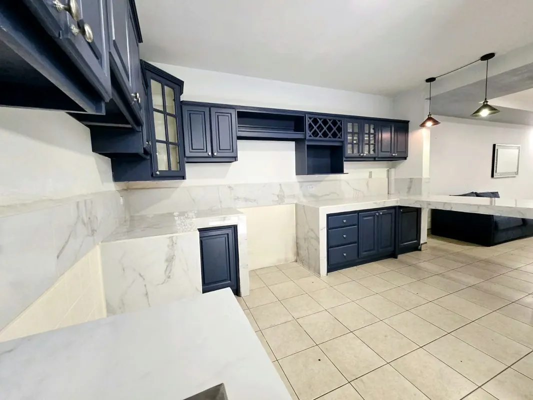 Venta de casa en San Pablo de Heredia.