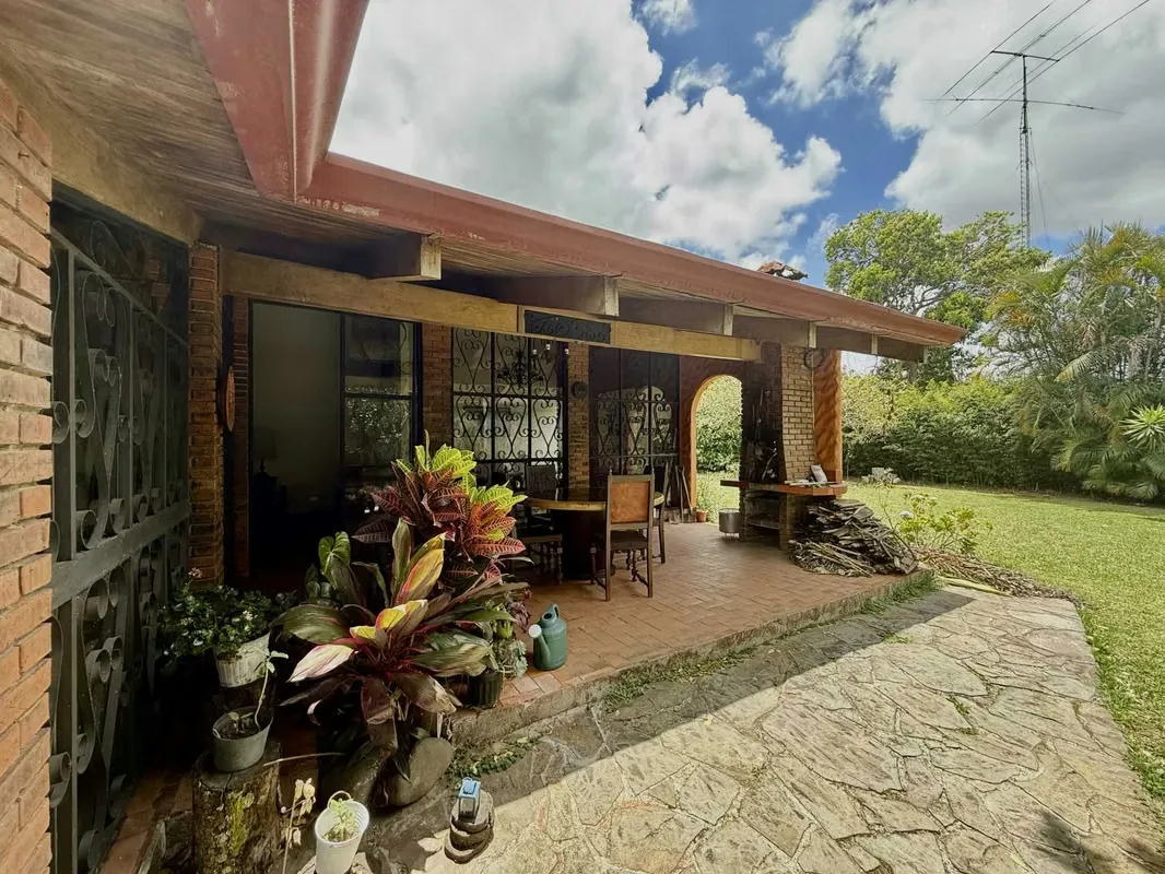 In one of the most prestigious and rapidly growing areas of Curridabat, this remarkable property offers a rare opportunity for ...