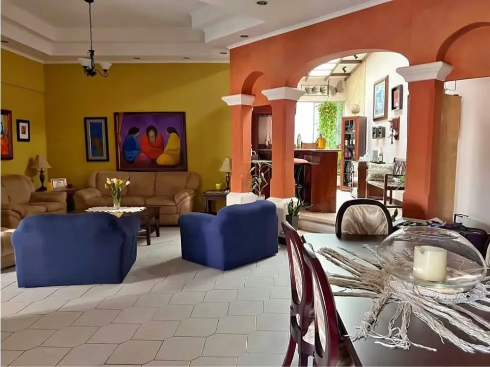 VENTA DE CASA, MORAVIA, LOS COLEGIOS NORTE 4031 (GC)