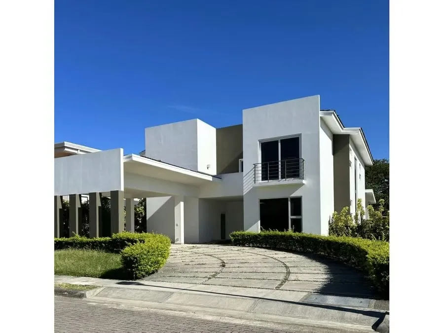 Vendo-Alquilo Casa, Lindora, Santa Ana