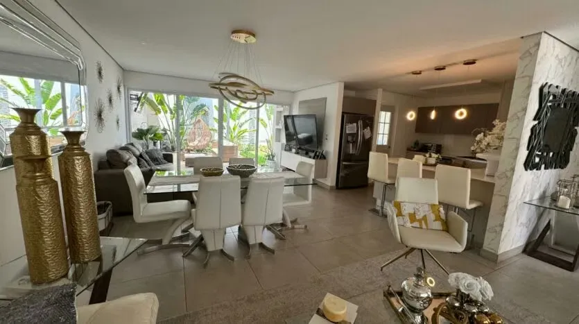 Exclusive house for sale in Guachipelín, Escazú