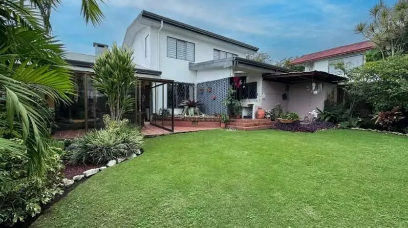 Home for Sale with Spectacular Backyard in Private Residential Community