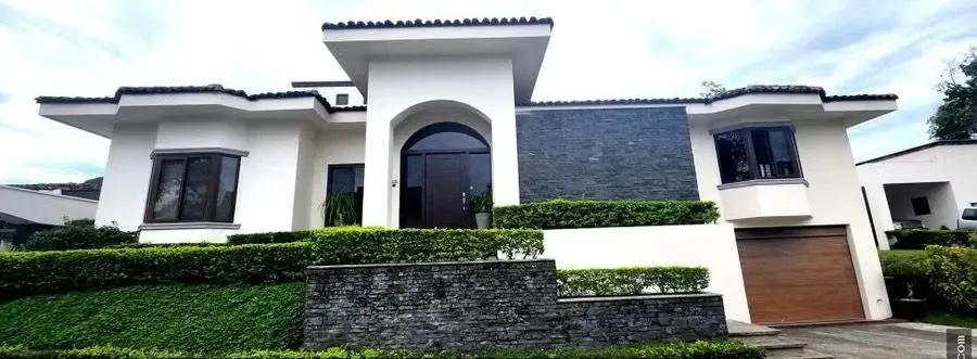 Beautiful House for Sale in Piedades de Santa Ana – 4BR / 3.5BA – 375m²