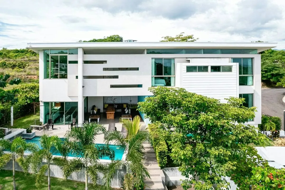 Casa Esencia for Sale – Lomas del Sol Gated Community (Guanacaste)
