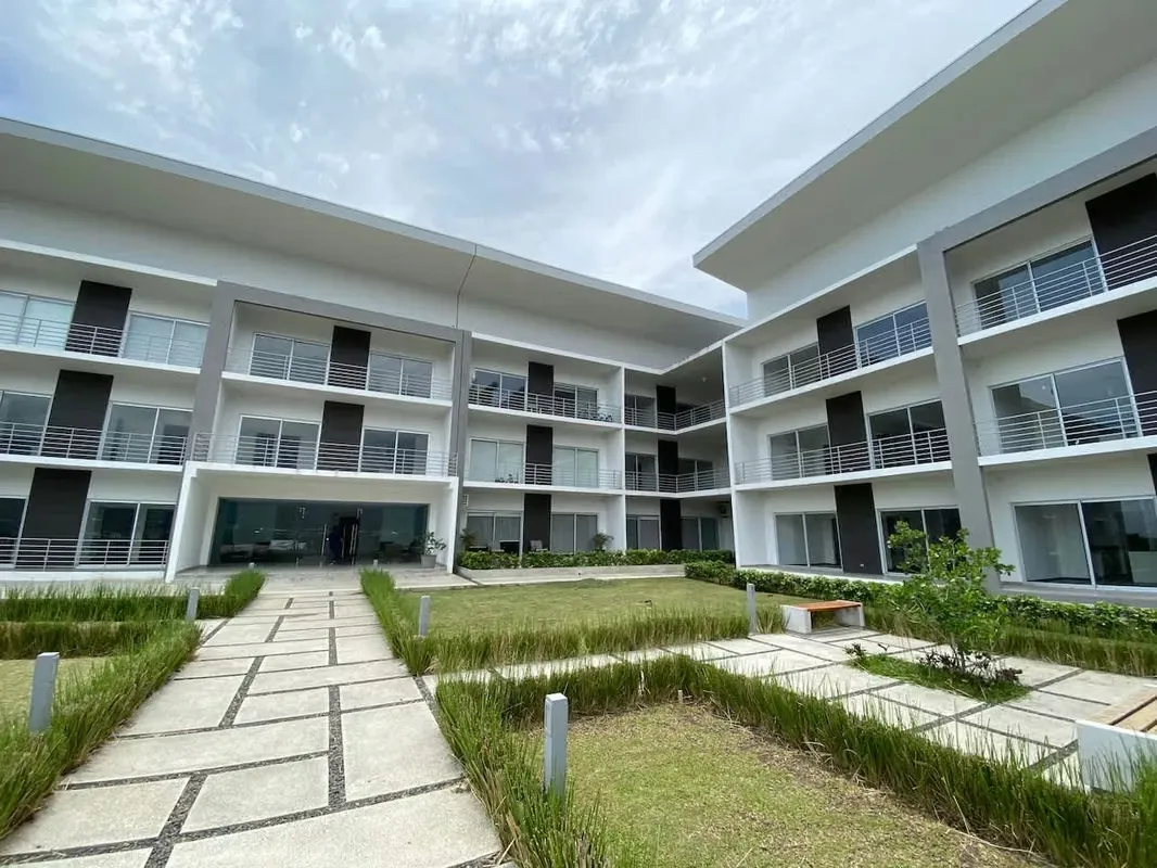 APARTMENT FOR SALE IN CONDOMINIUM, SANTA ANA