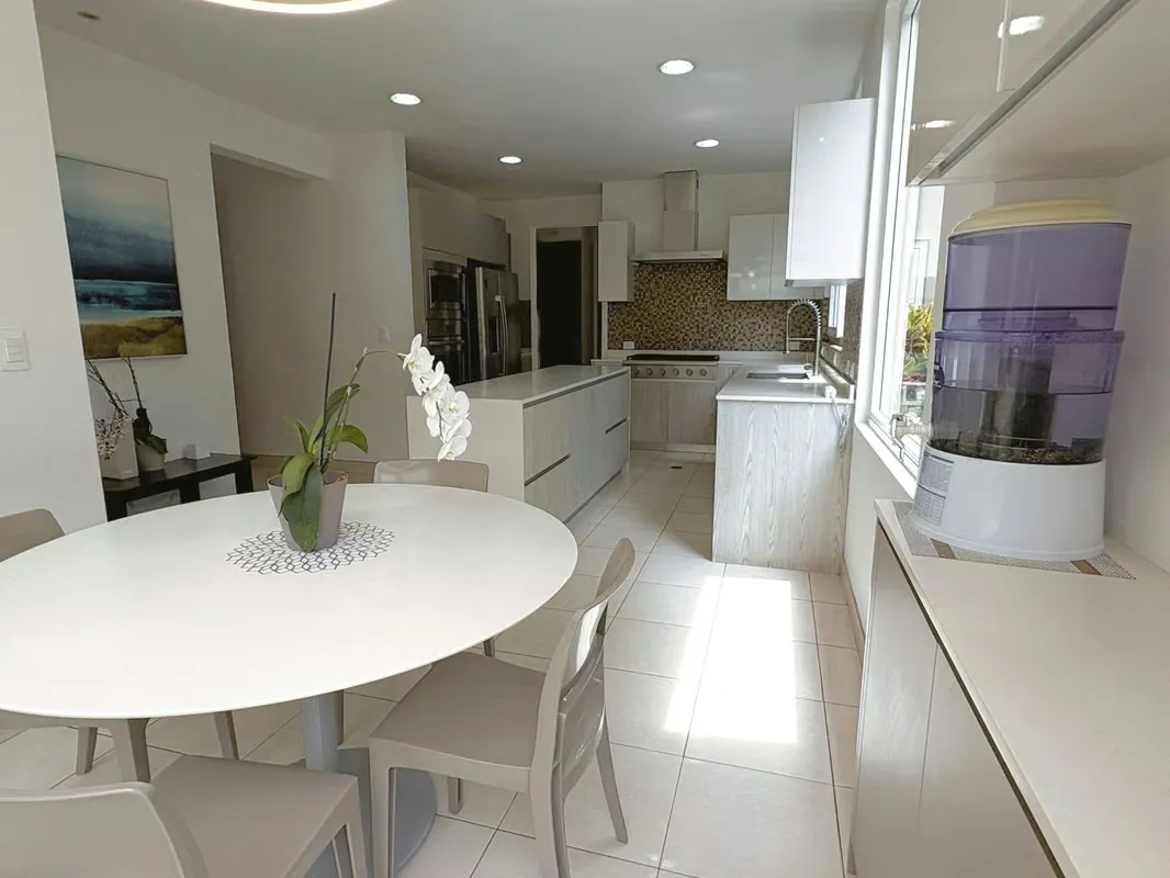 FOR RENT AND SALE - HOUSE IN EXCLUSIVE GATED COMMUNITY IN ESCAZÚ