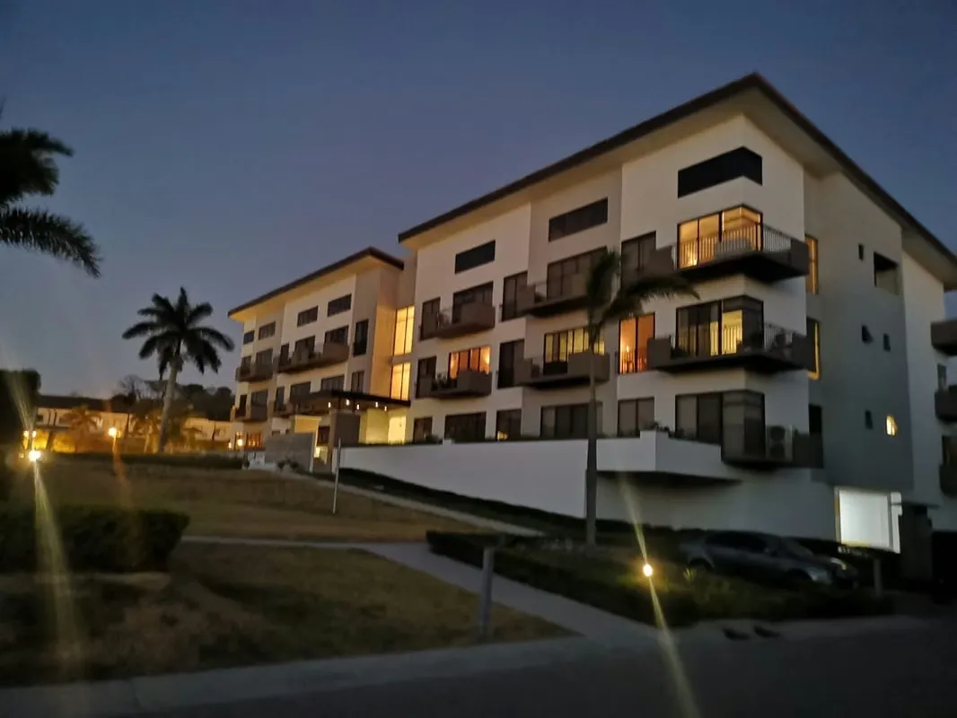 VENTA Y  PREVENTA DE APARTAMENTOS EN CONDOMINIO