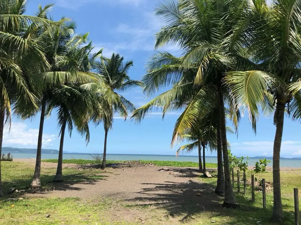 Casa en venta frente al Mar en Puntarenas