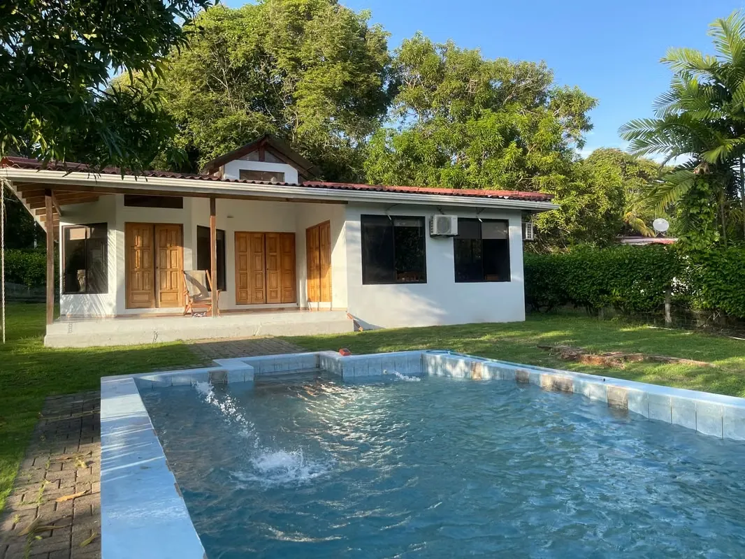 BEACH PROPERTY FOR SALE - 100M AWAY FROM THE BEACH - PUNTARENAS