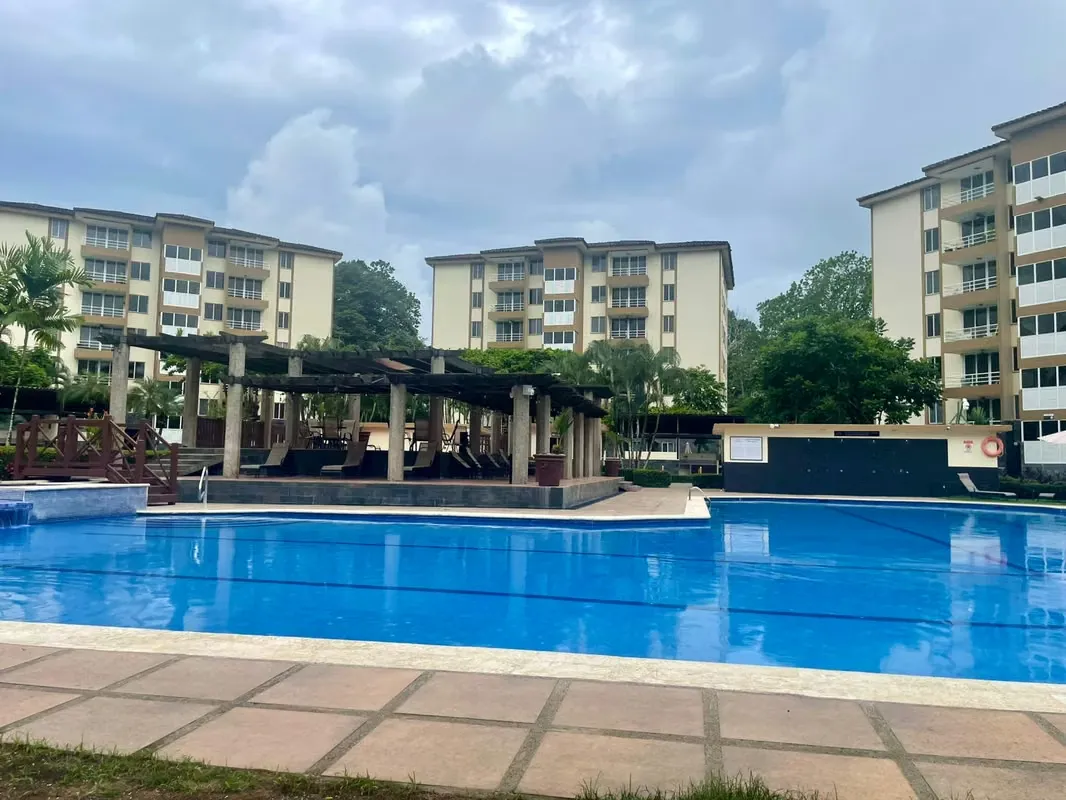 Apartamento amueblado y equipado,Condominio Costa Linda Jacó