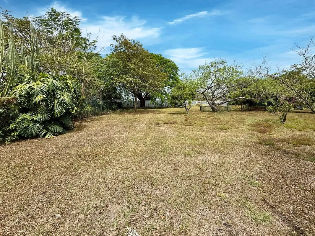 Se vende Terreno con Uso de Media Densidad, Brasil de Santa Ana