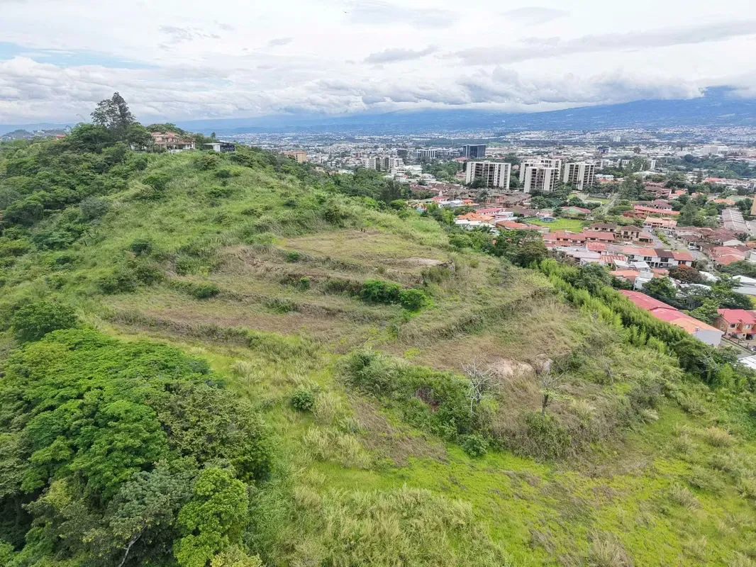 Land for Sale - Belo Horizonte, Escazu