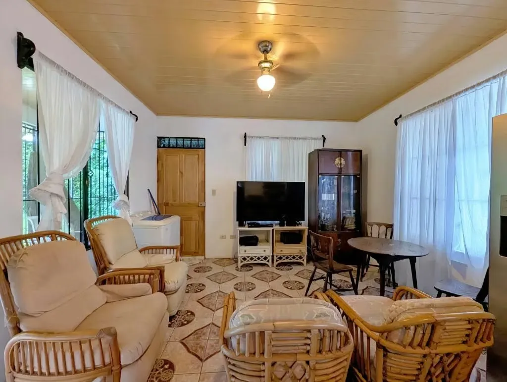 Alquiler de Casa Amoblada en Belén de Nicoya (Cercanías Sámara)