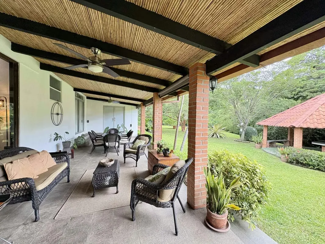 Excellent opportunity for residential, commercial, or mixed-use development, located right in front of the well-known Bosque ...