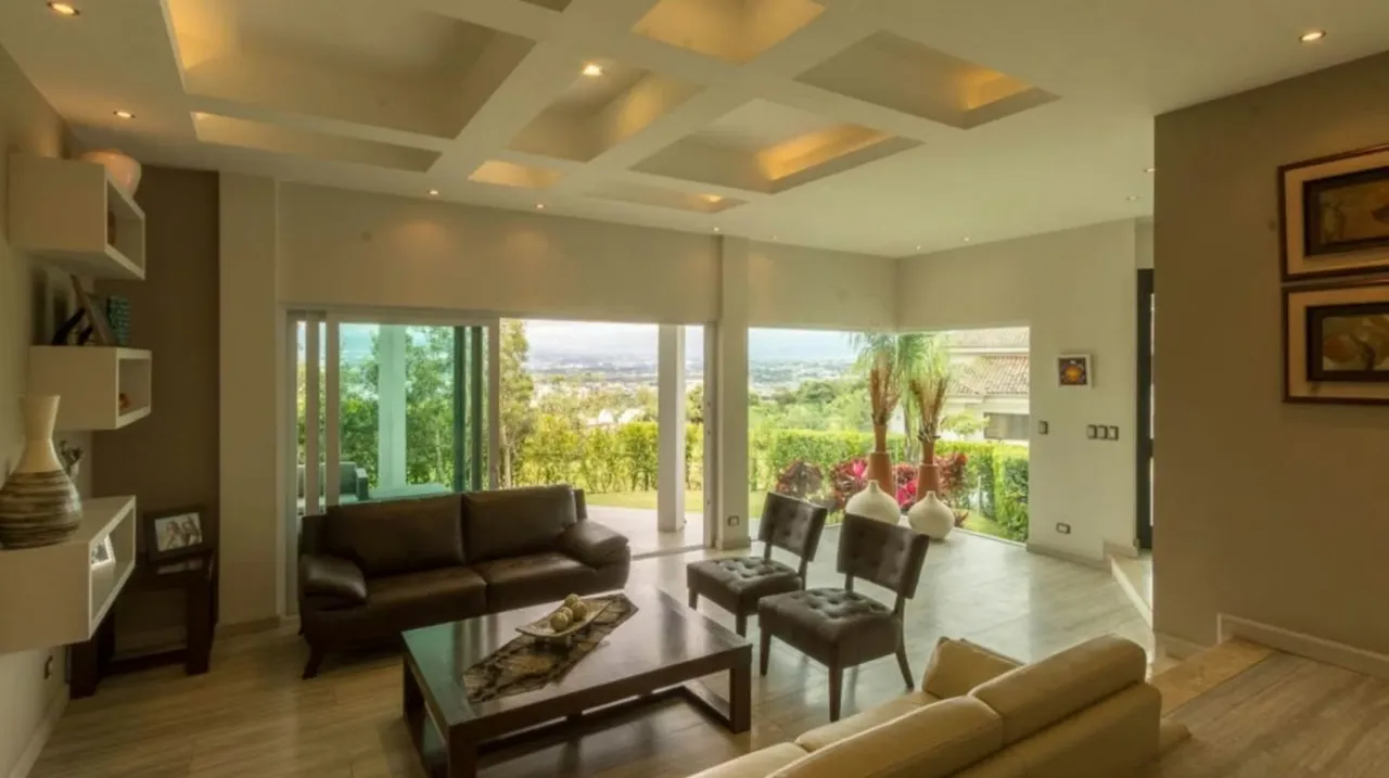 HOUSE FOR SALE IN CERRO ALTO, ESCAZU*