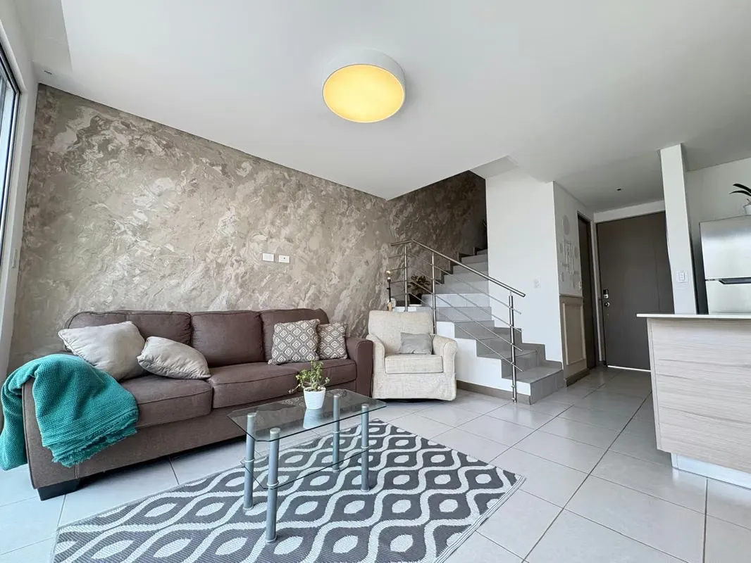VENTA DE CASA FULL AMOBLADA EN HEREDIA- CARIARI.