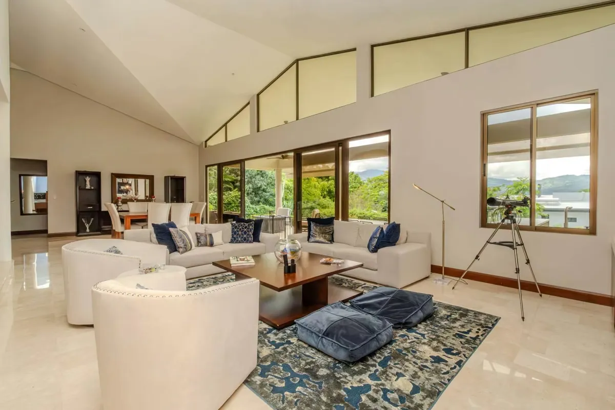Casa para alquiler en Hacienda Los Reyes, La Guácima