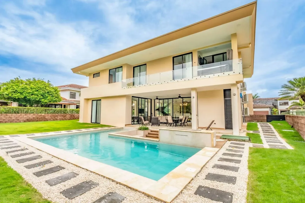 Casa en Venta o Alquiler en Hacienda Los Reyes