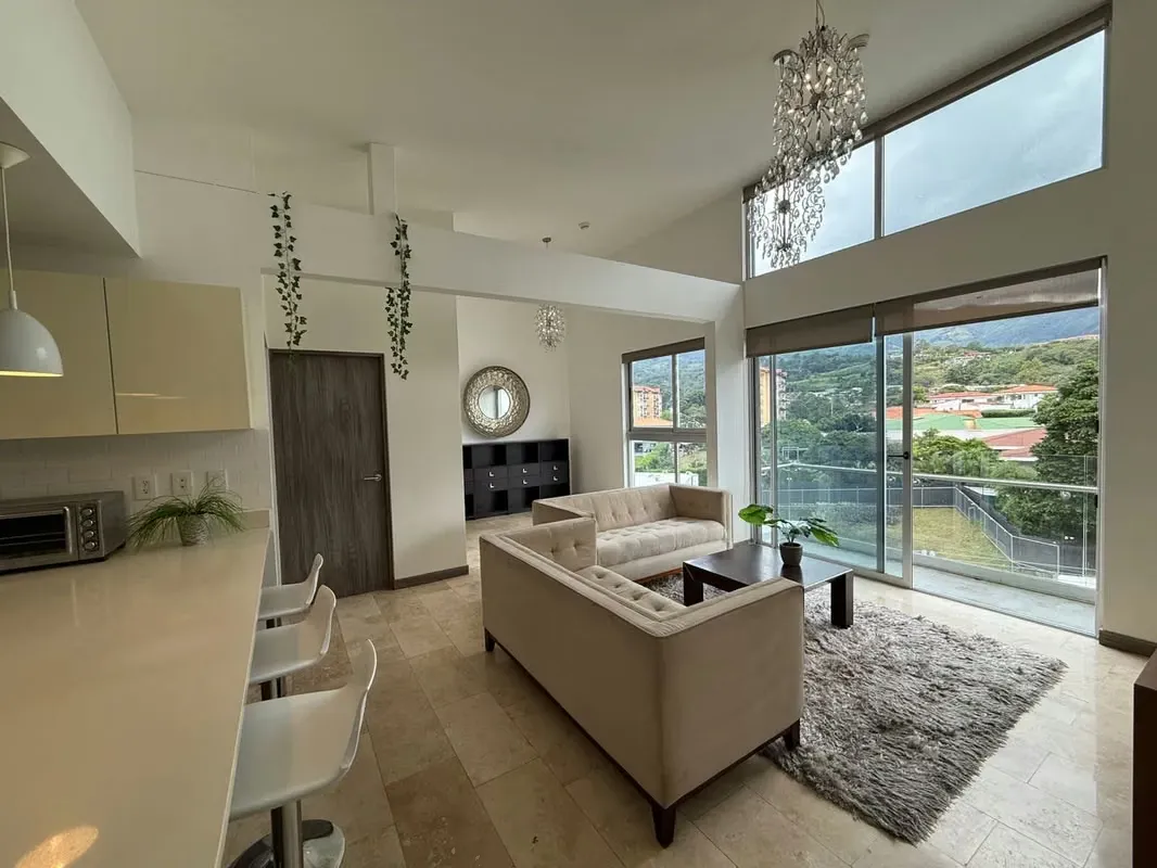 Venta de apartamento Escazú, condominio.