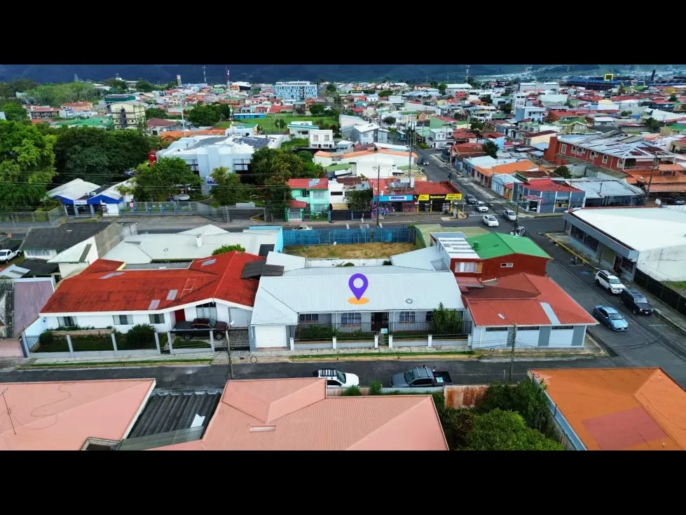 Casa uso mixto en Cartago Centro