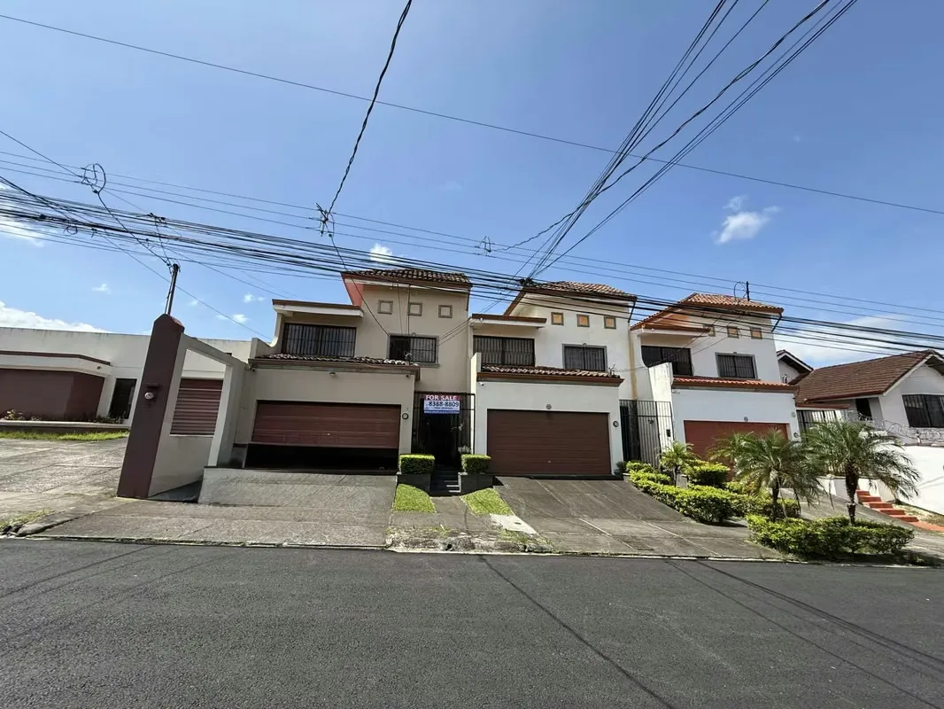 Spacious Home for Sale in Geroma, Rohrmoser – $360,000 USD
