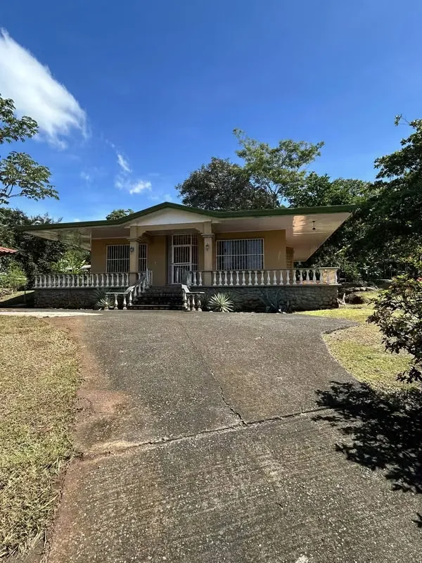 Quinta for Sale in Gated Community – Orotina, Alajuela