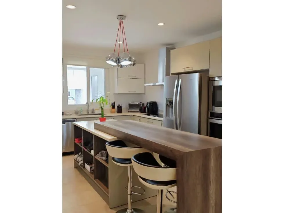 Venta de Casa en Condominio en Guachipelín, San Rafael de Escazú