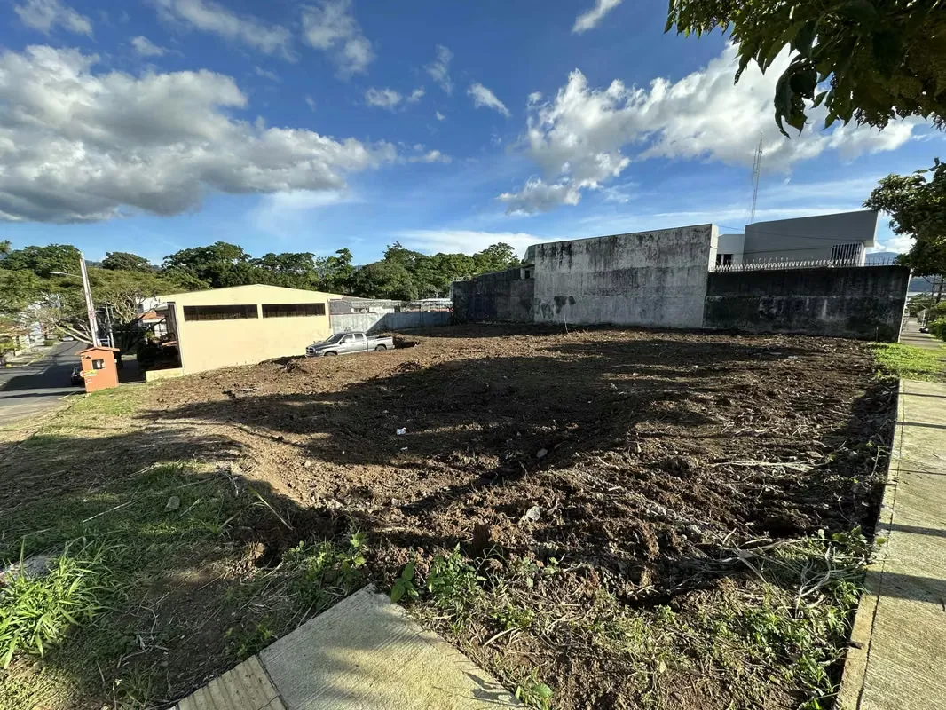 VENTA de Lote de 800m2 en Curridabat
