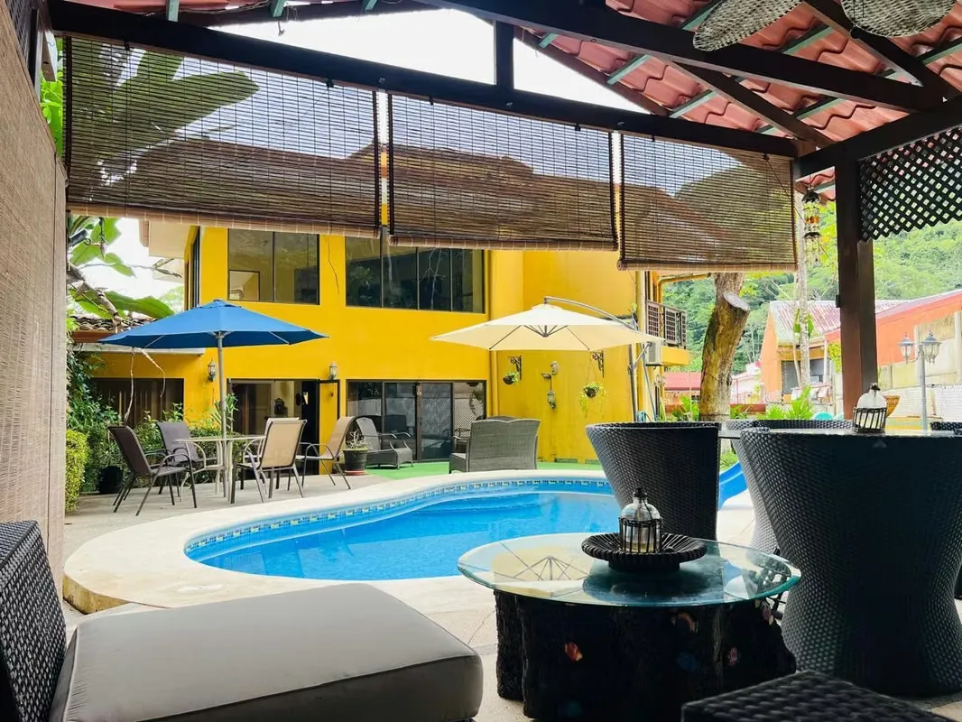 Venta de Casa en Club Punta Leona Garabito